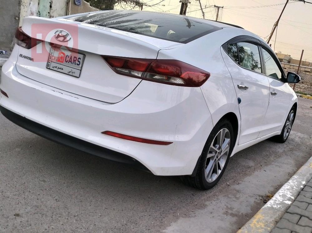 هيونداي النترا